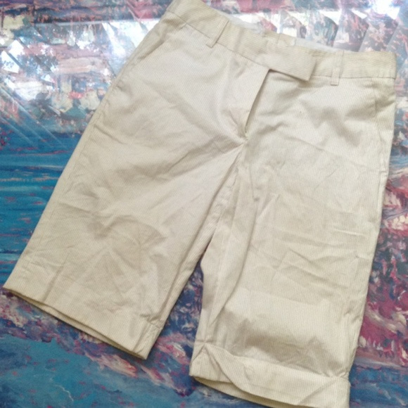 Pin Striped H&M Bermuda Shorts, Size 8 - Picture 4 of 5